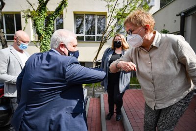 przekazanie komputerów dla szkół